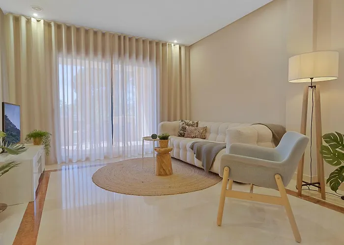 Bright&spacious In Mimosas De Banus Lejlighed *