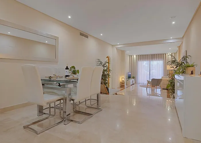 Lejlighed Bright&spacious In Mimosas De Banus Marbella